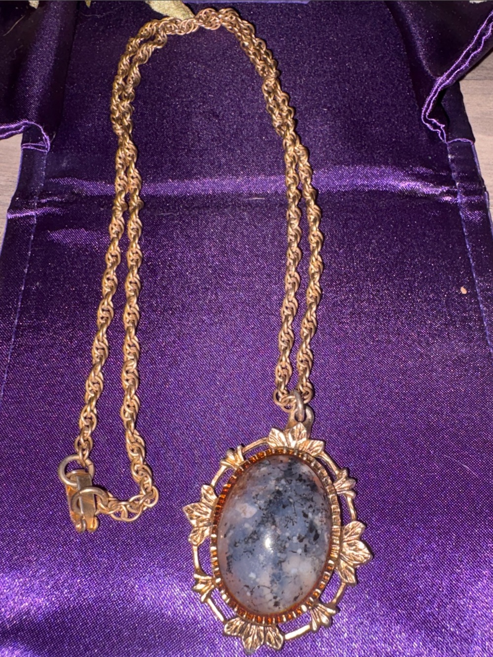 VINTAGE: Gold Tone Plated Floral Design Pendant Necklace w REAL Gray-Blue AGATE